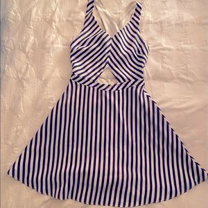 Super cute navy blue and white stripped flirty dress.